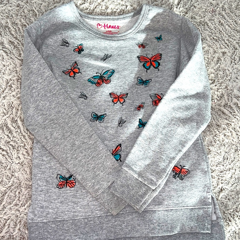 Cute butterfly Hanes‎ sweater